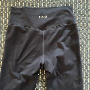 FORM High-Waist Black Leggings